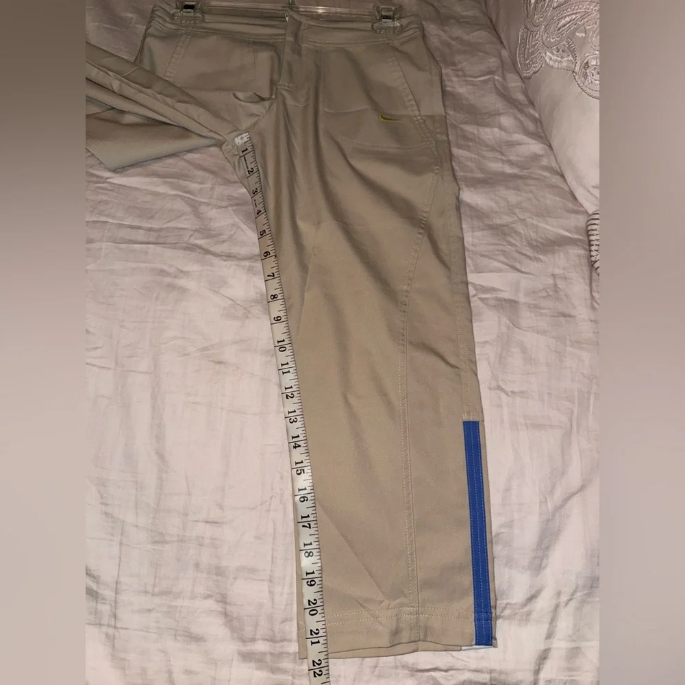 Nike Khaki Capri Golf Pants Size XS